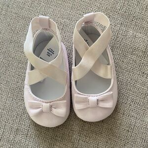 JANIE AND JACK White Ballet Crib Shoes 3-6 months